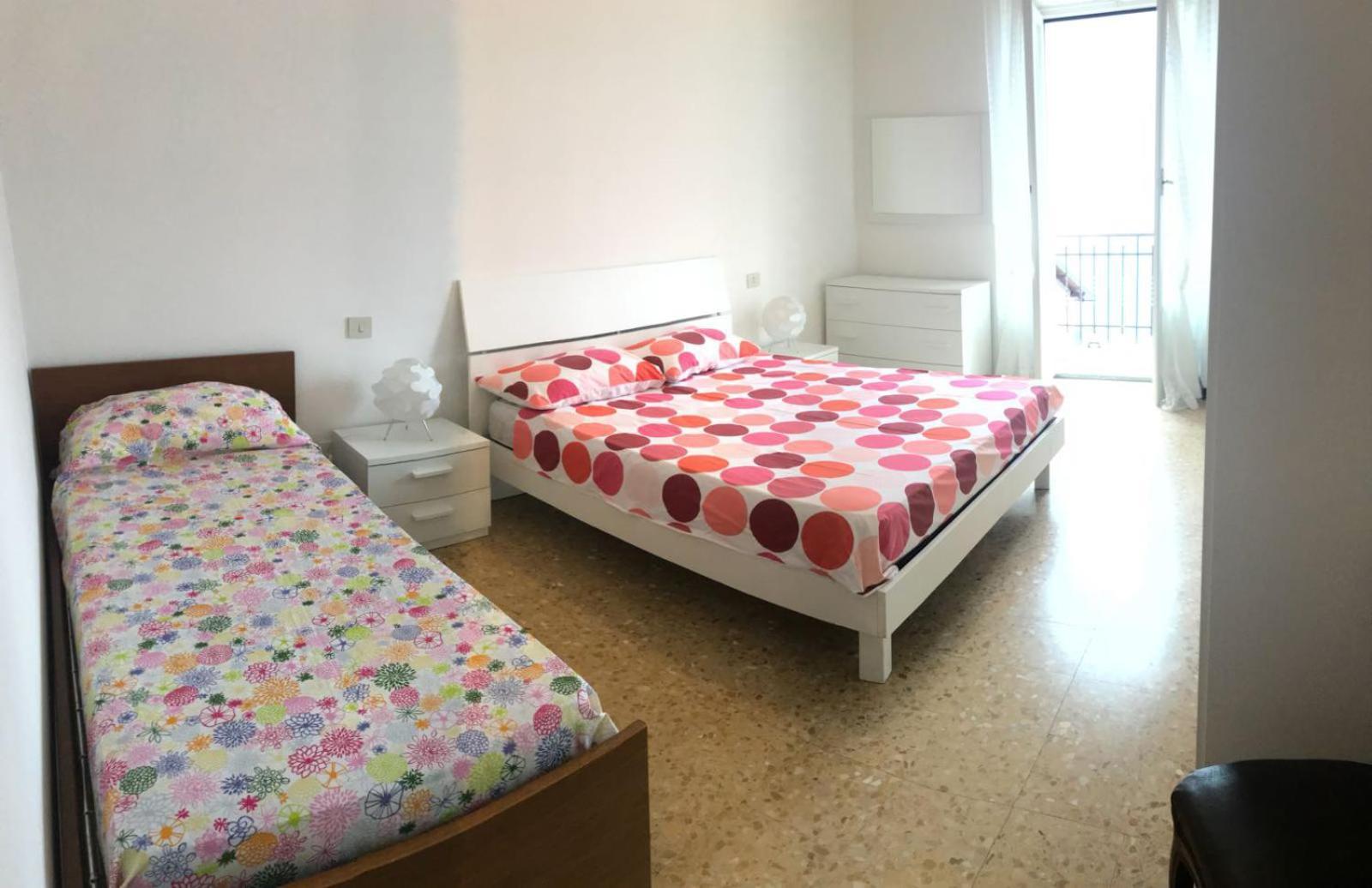 The Romantic Village House - Apartments With Lake View Colonno Eksteriør bilde